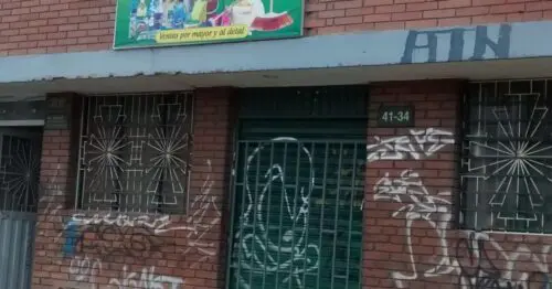 ARTICULOS PARA EL ASEO DEL HOGAR ARTICULOS PARA EL ASEO DEL HOGAR
